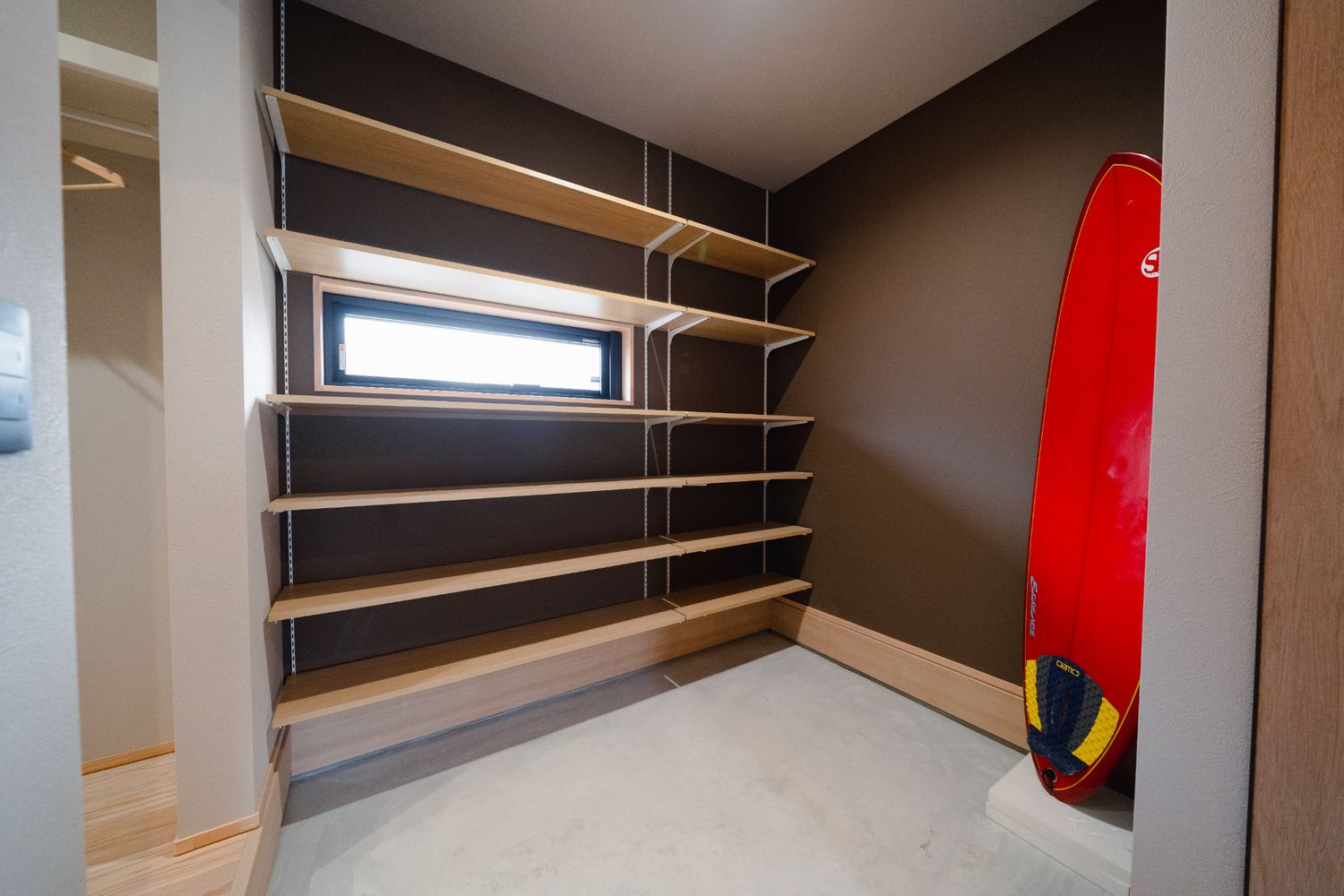 シューズクローク