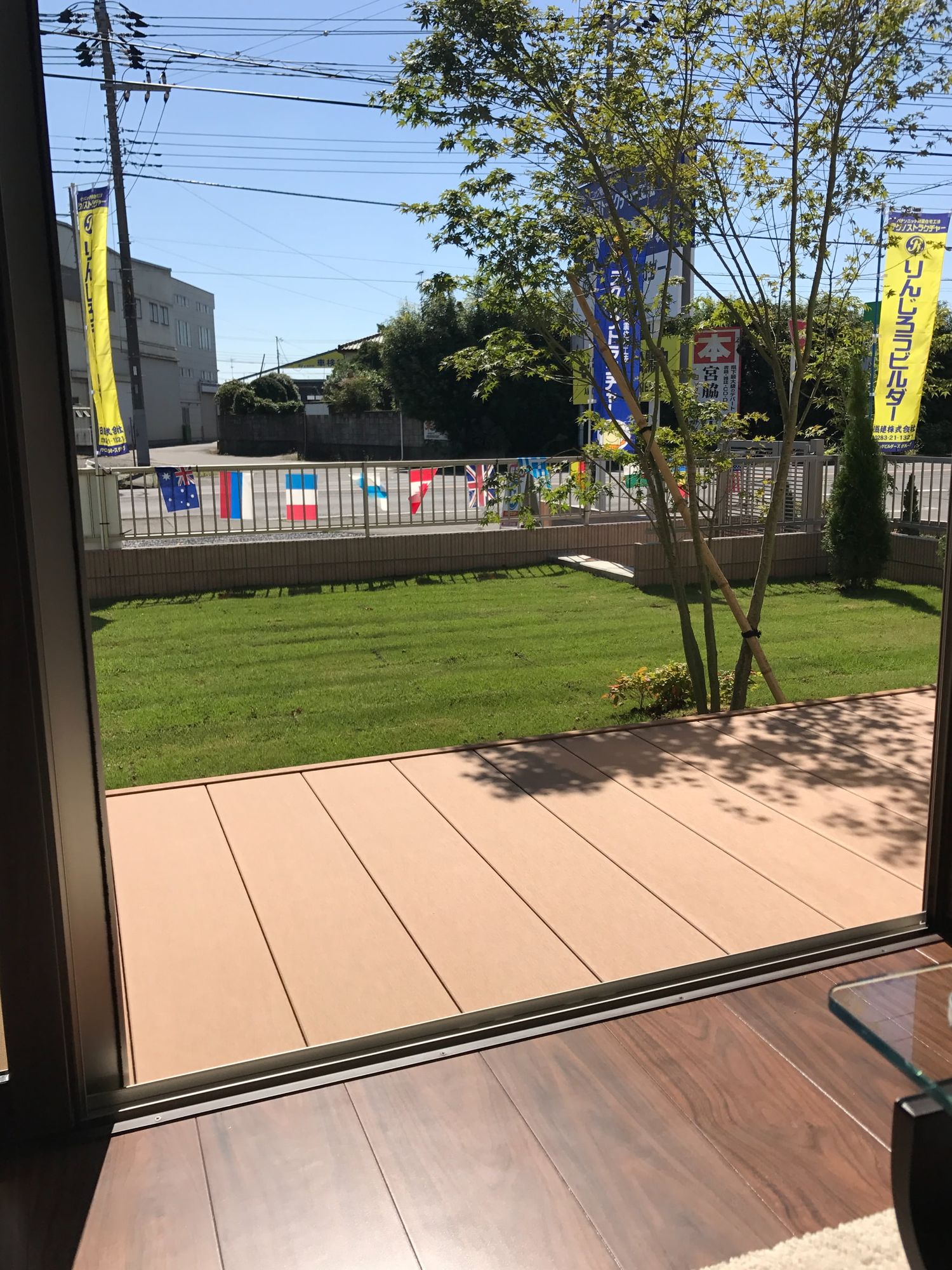 ウッドデッキ