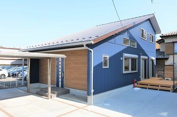 大きな吹抜けのある『平屋＋α』の家