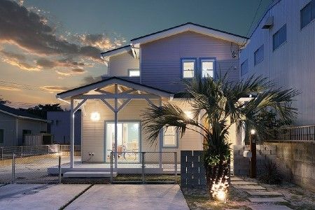 SURFER’S HOUSE