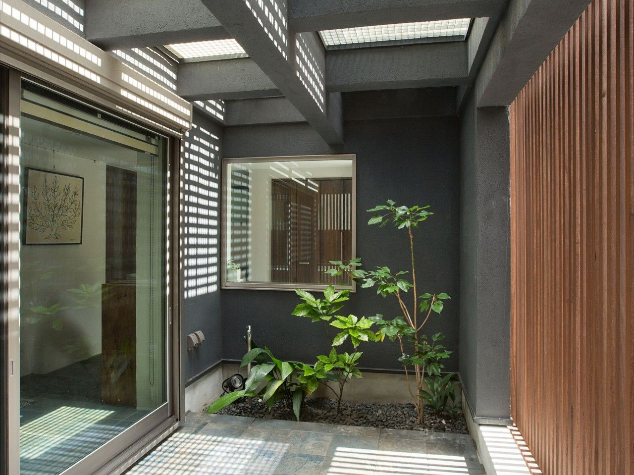 決まりました。秘密基地、セカンドハウス、事務所、店舗に