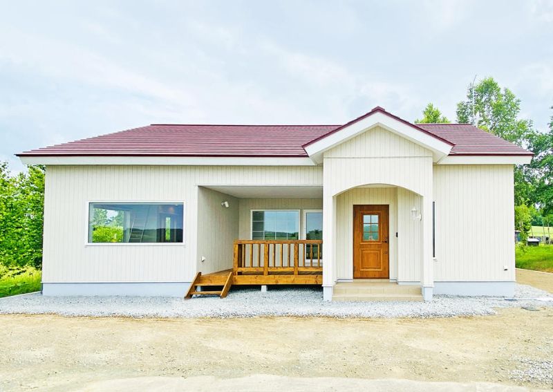 自然を楽しむ丘の上の平屋のいえ