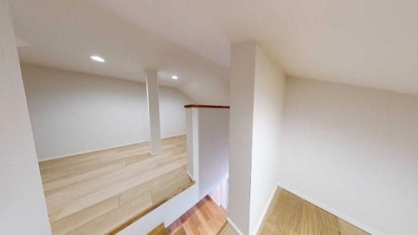 吹抜でゆるやかにつながる二世帯住宅の家_10の画像