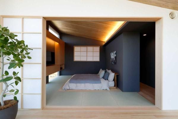 畳敷きのホテルのような主寝室で快適な睡眠を。の画像