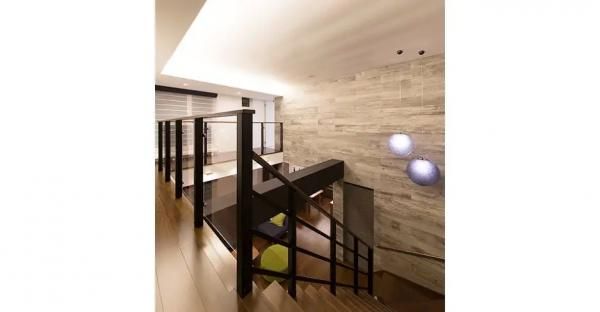 帯広展示場_階段の画像