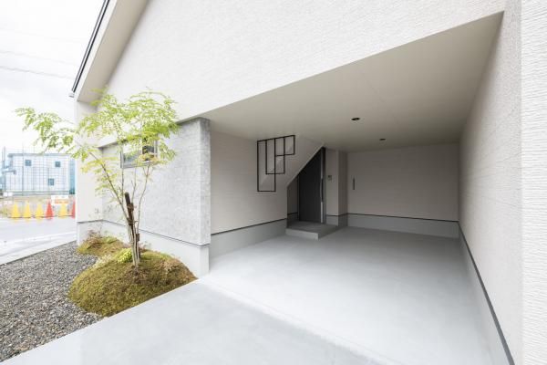 津幡町太田モデルV_ガレージの画像