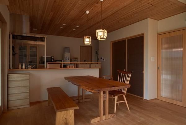 インナーガレージで平屋に住まう