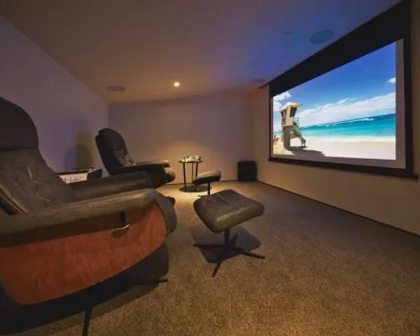 誰もが一度は夢見る、わが家で映画館のような臨場感を味わえる特別な空間の画像