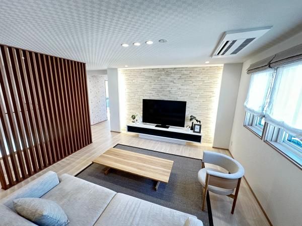 西尾グラン展示場_2階リビングの画像