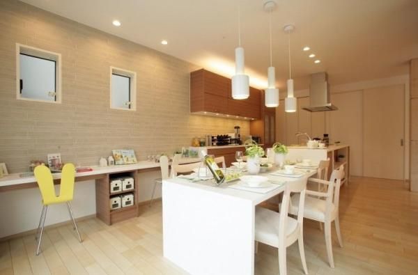 ダイニングキッチンの画像