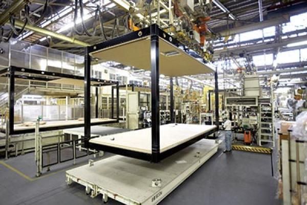 安定した品質と精度を実現する、トヨタホームの「工場生産」の画像