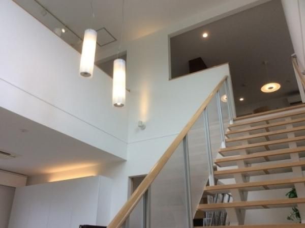 空間に広がりをもたらす「オープンステア」の画像