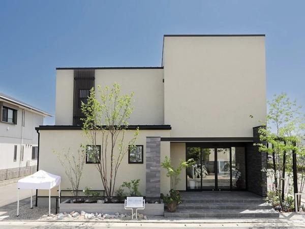 Hellouse　RSKバラ園展示場