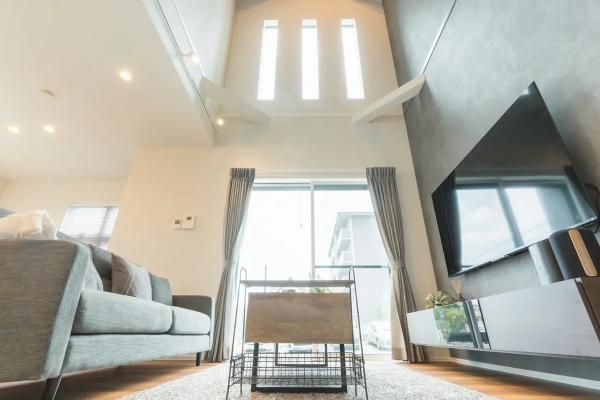 大きな吹き抜けの画像