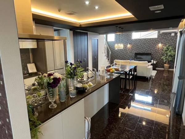 細部まで上品さにこだわったモデルハウスの画像