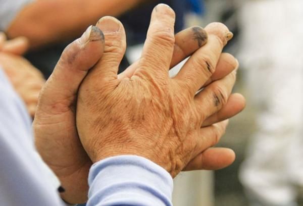 熟練の職人の技が支える住まいづくりの画像