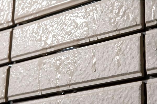 日々の汚れを、雨がやさしく洗い流してくれますの画像