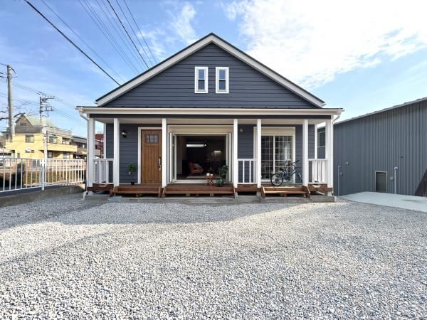 壁をなくした平屋風の家