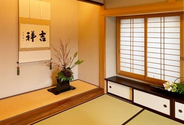 格調と木の温もりを受け継ぐ、優雅な洋館