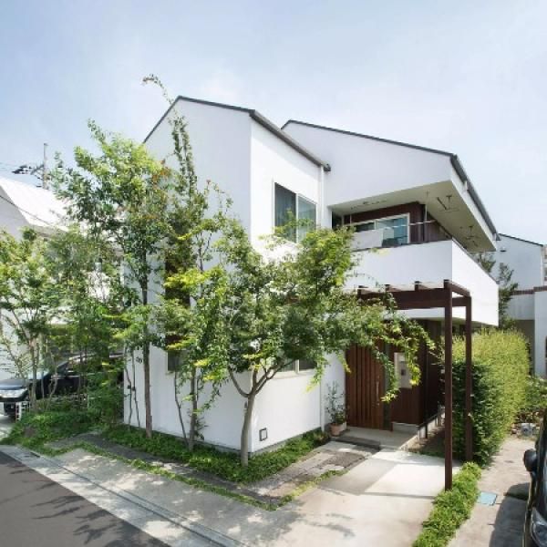 室内でも自然を感じられる二世帯住宅
