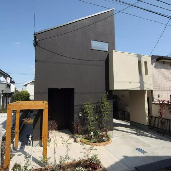 造作収納たっぷりの家
