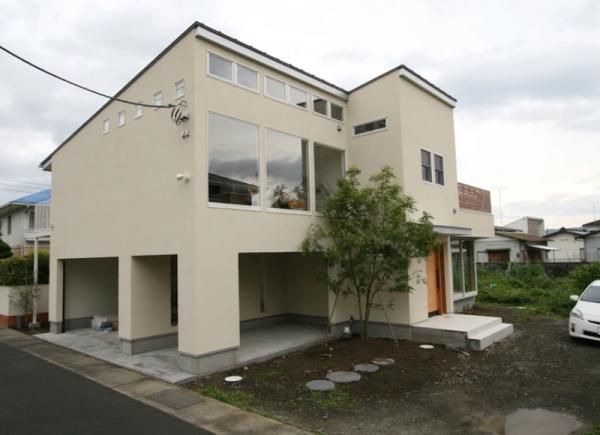 南足柄市　サロン併用の家