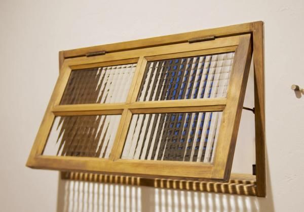 空間のアクセントになる内窓～木製内装窓 なかmado～の画像